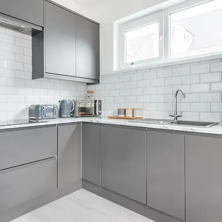 Spacious, Modern Home, Central Newquay W/ Parking New Quay Exterior foto