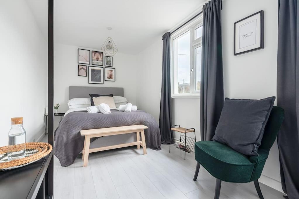 Spacious, Modern Home, Newquay W/ Parking Ньюки