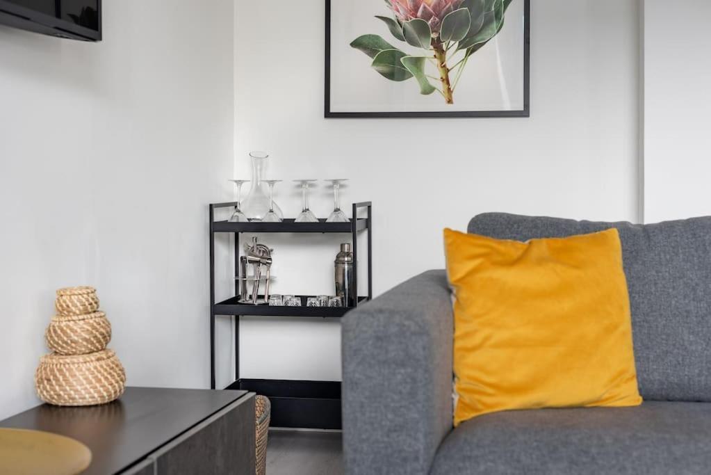 Spacious, Modern Home, Newquay W/ Parking Holiday home Newquay (Cornwall)